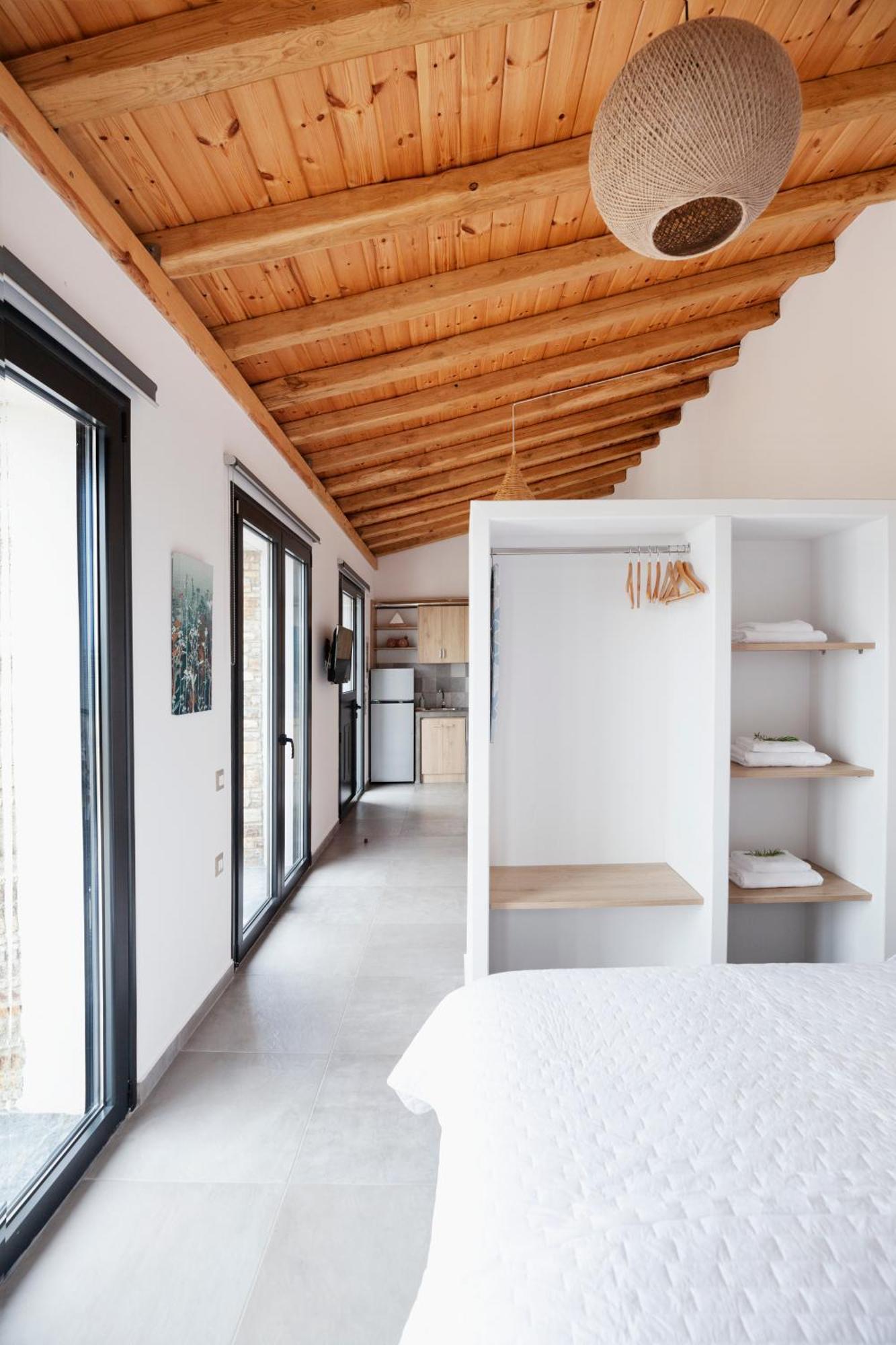 Monopati Eco Stay Raches  ภายนอก รูปภาพ
