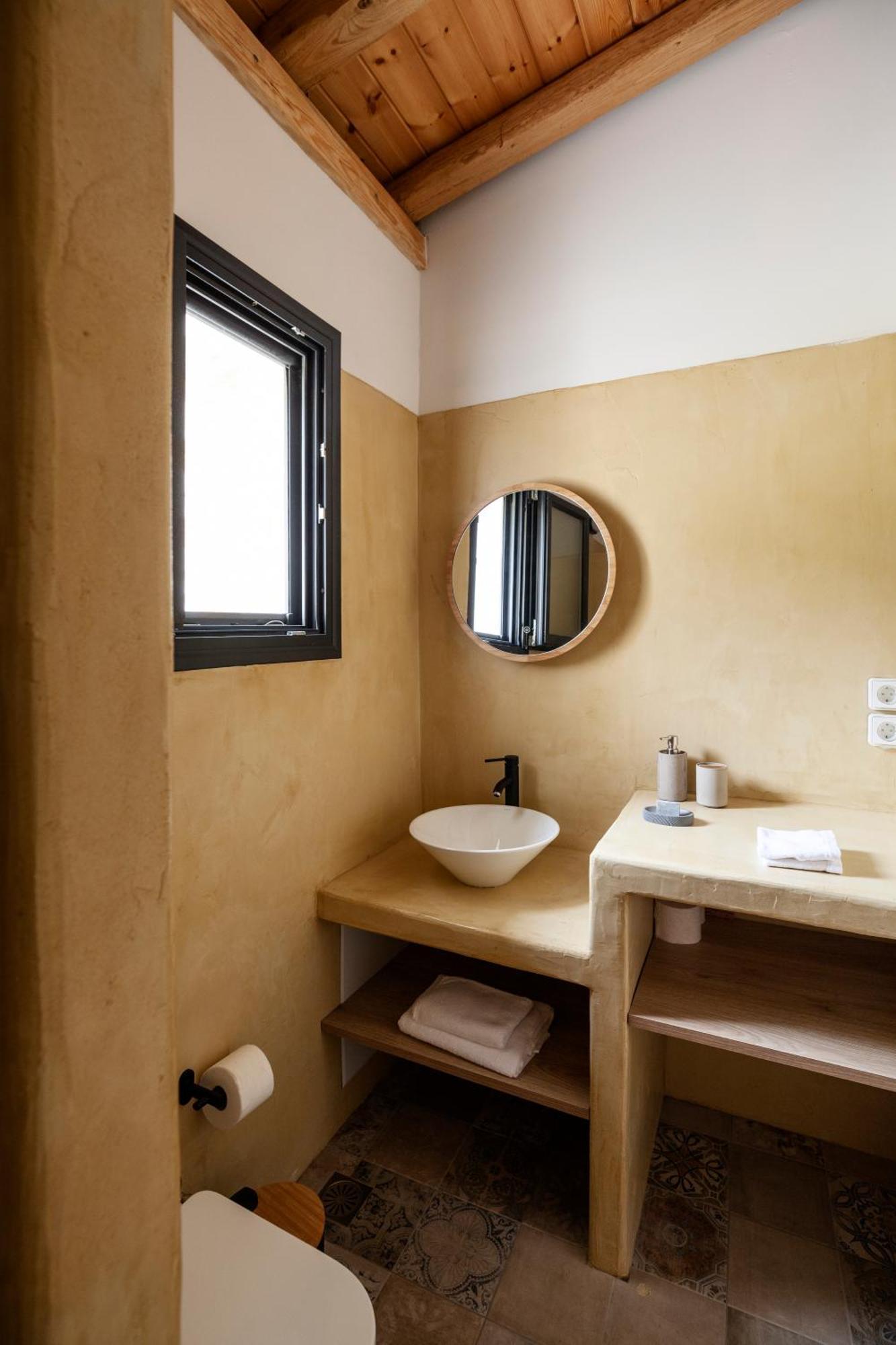 Monopati Eco Stay Raches  ภายนอก รูปภาพ